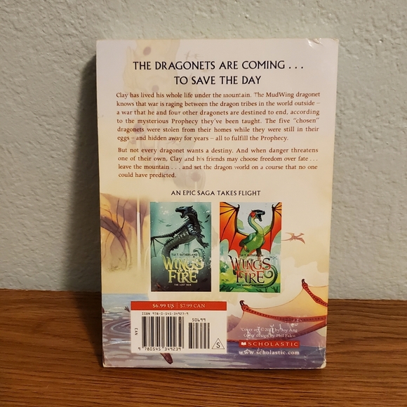 Bundle of 3 Scholastics "Wings of Fire" books. In very good used condition. - Picture 5 of 16